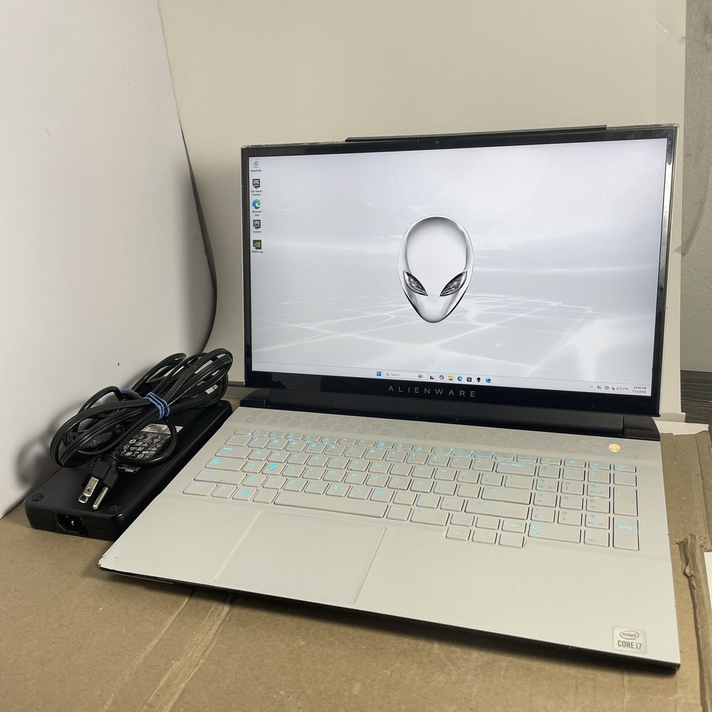 Alienware m17 R3 Gaming Laptop 300Hz RTX 2070 1TB SSD Super 16GB RAM i7-10750H