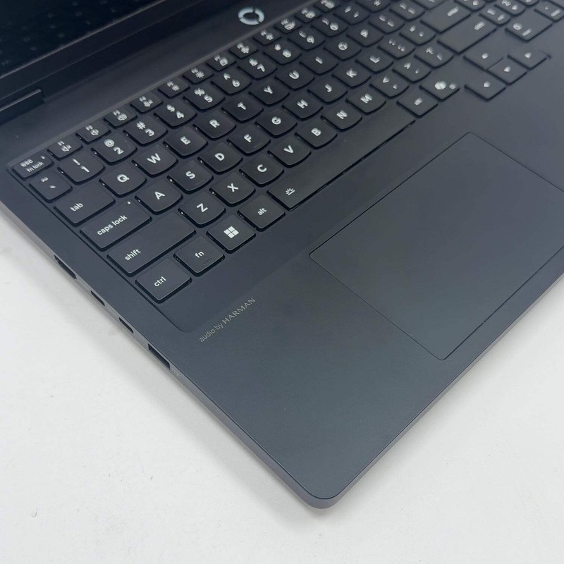 Lenovo Legion Pro 5 83LT 16" Ryzen 7 8745HX 3.6GHz 32GB RAM 1TB SSD RTX 5060 gallery