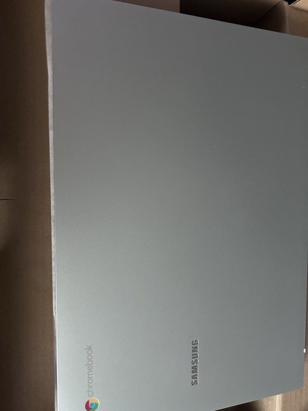 Samsung Galaxy Chromebook Go XE340XDA-KA2US 14" Celeron 4GB 64GB Chrome OS Silv… gallery