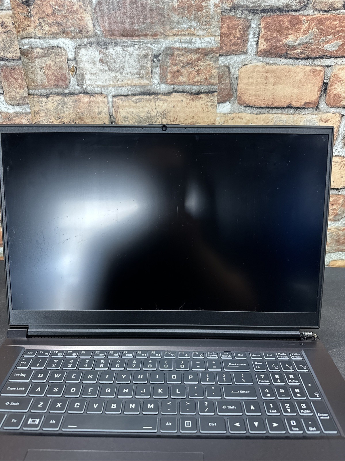 System 76 Gazelle17 Tested LCD Screen w/ Chassis & Battery – No Motherboard gallery