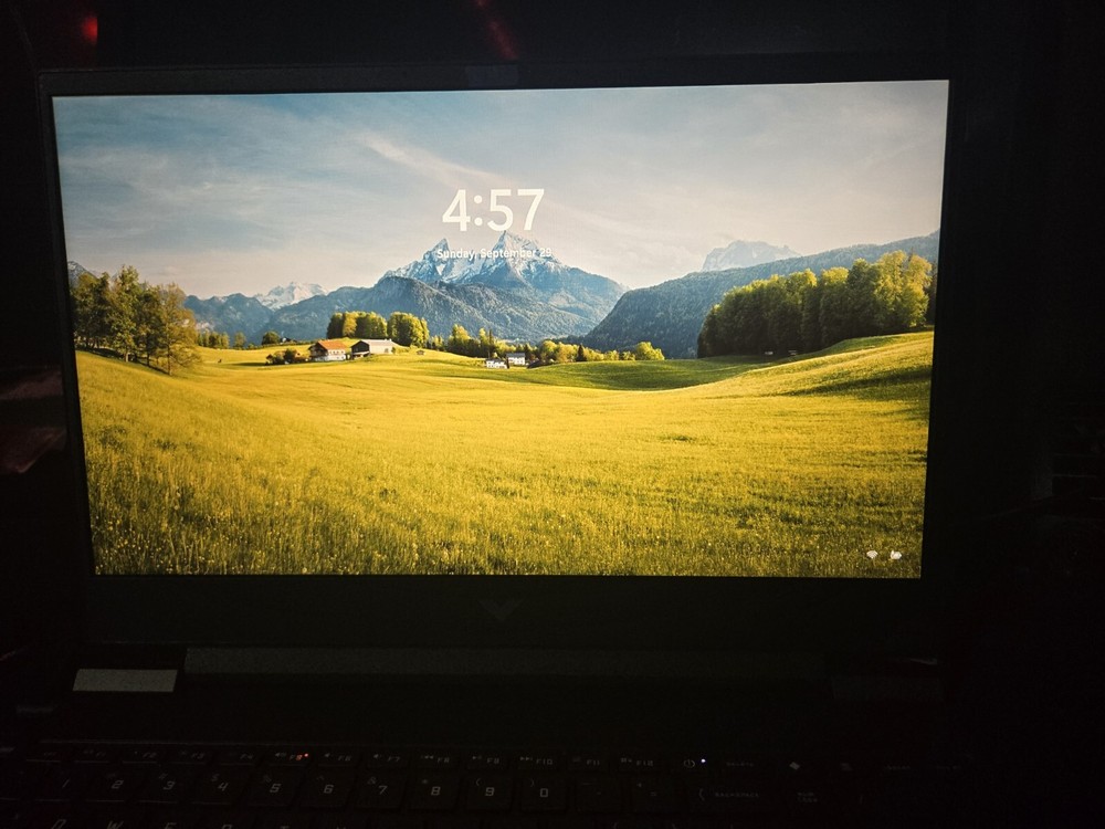 HP Victus 15.6" (512GB SSD, AMD Ryzen 5 7000 Series, 4.55 GHz, 8GB) Gaming Lapto