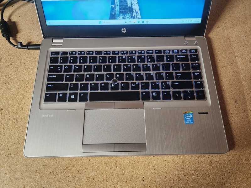 HP EliteBook Folio 9480m i7-4600U 2.1GHz 8GB RAM 256GB SSD Win 11 Pro #3 gallery