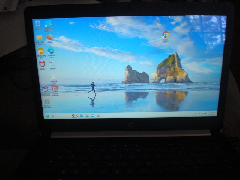 HP LAPTOP COMPUTER 14-ck0065st EXCELLENT CONDITION WINDOWS 10 gallery