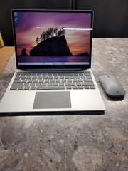 Microsoft Surface Laptop Go 1943 i5 1035G1 1.0GHZ 12.4″ 8GB 128GB Win 11 Mouse