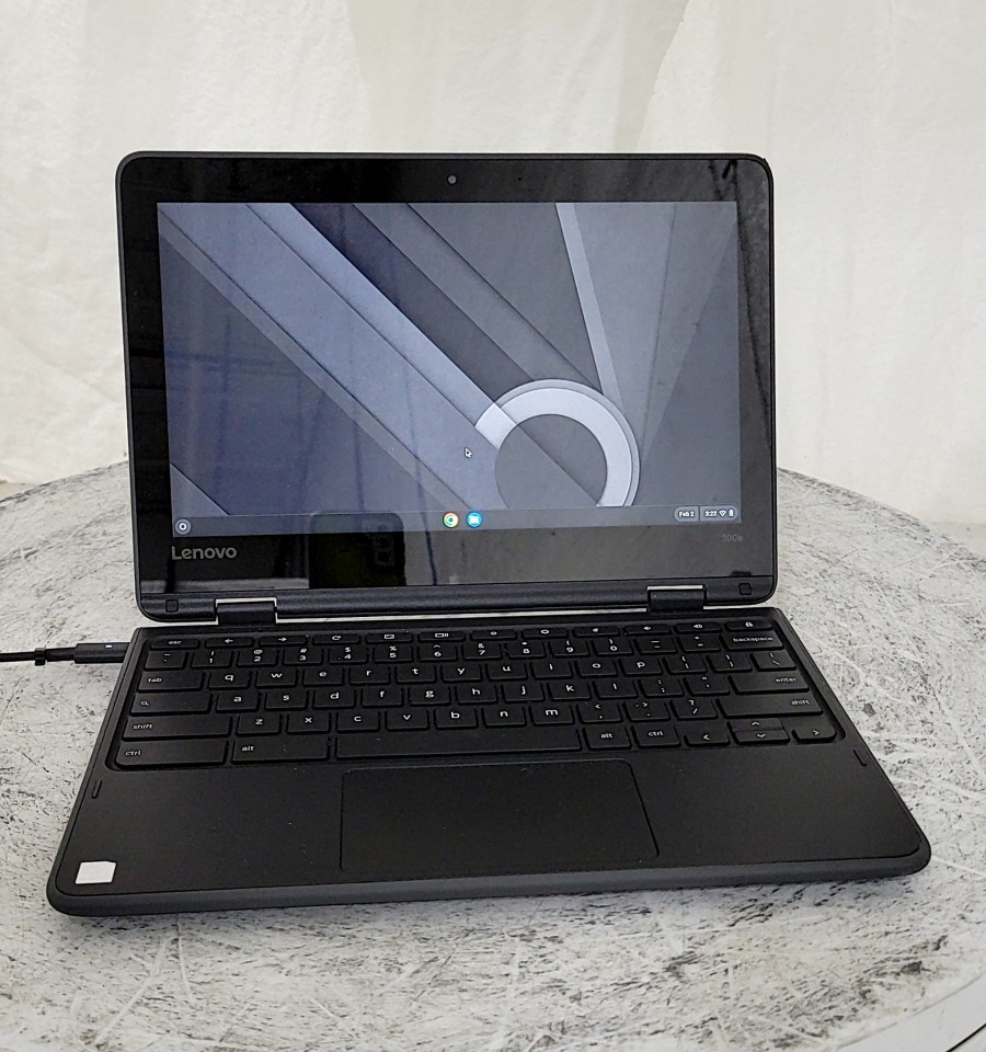 LENOVO 300e 81h0 Chromebook PC Laptop 4GB 32GB SEE NOTES