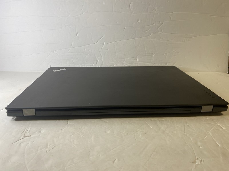 Lenovo ThinkPad T560 Intel i5-6200U @2.40GHz 8GB RAM 256GB 15.6" gallery