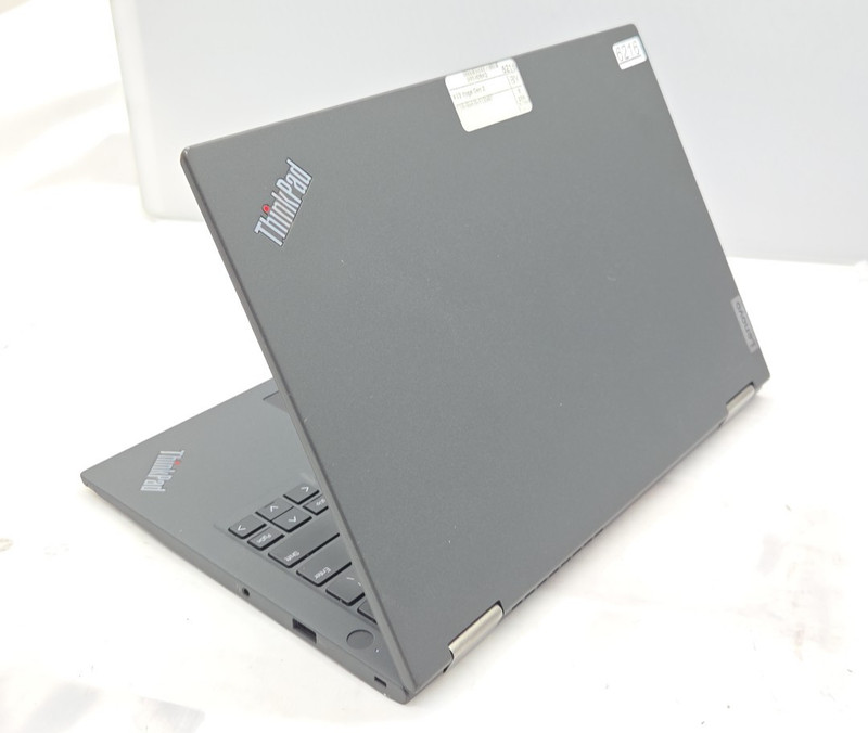 Lenovo ThinkPad X13 Yoga Gen 2 - i5-1135G7 - 8GB - 256GB NVMe - Windows 11 Pro gallery