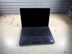 DELL LATITUDE 5300 2 IN 1 INTEL CORE i5-8265u 1.60ghz 8GB RAM/ POWER ON