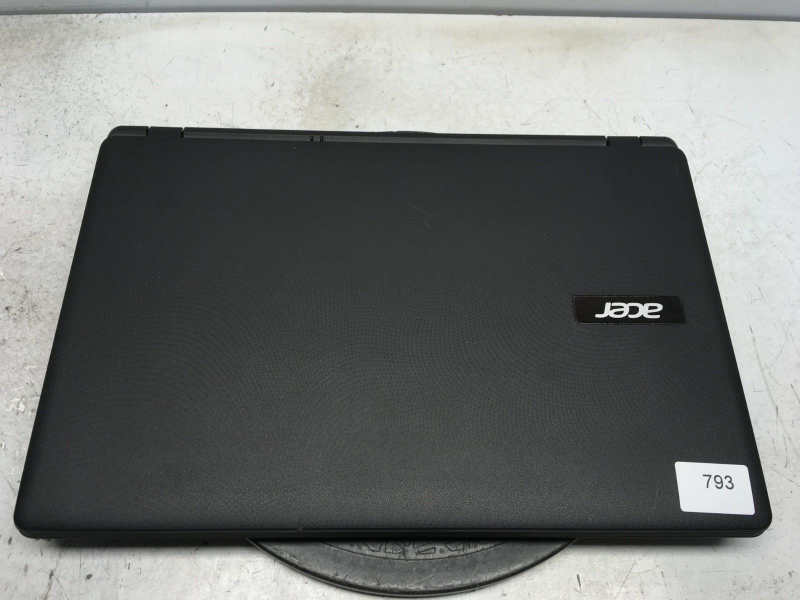 Acer Aspire ES1-571-31XM Intel i3-5005U 2GHz 4 GB NO HDD gallery