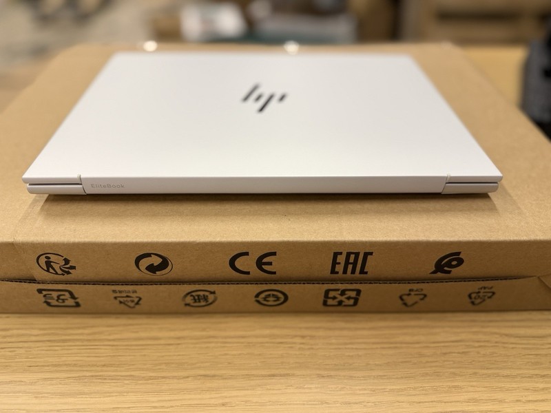 HP EliteBook 8 G1i 14 in/Intel Core Ultra 7 258V/32 GB DDR5/1 TB SSD ( Dents) gallery