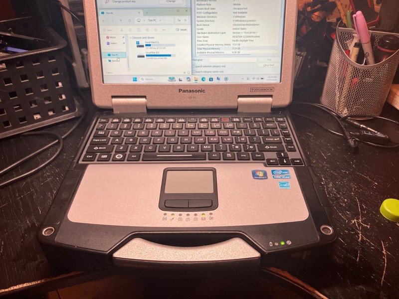 Panasonic Toughbook CF-31 13.1" i5 5th Gen 2.3GHz 8GB RAM 256GB SSD Win 11 Wifi gallery