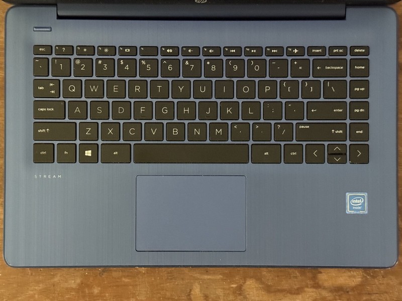 HP Stream 14 Laptop 4GB RAM Intel Celeron N4000 32GB SSD Win 11 + Charger gallery