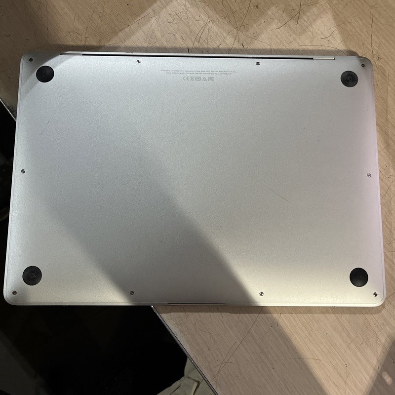 APPLE MACBOOK AIR 13" LATE 2018 CORE I5-8210Y 1.6GHZ 8GB RAM 128SSD gallery