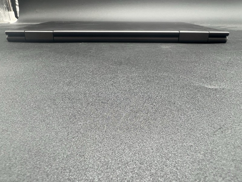 *READ* Lenovo ThinkPad X1 Yoga Gen 4 | 1.60GHz i5-8365U | 16GB LPDDR3 | NO OS gallery