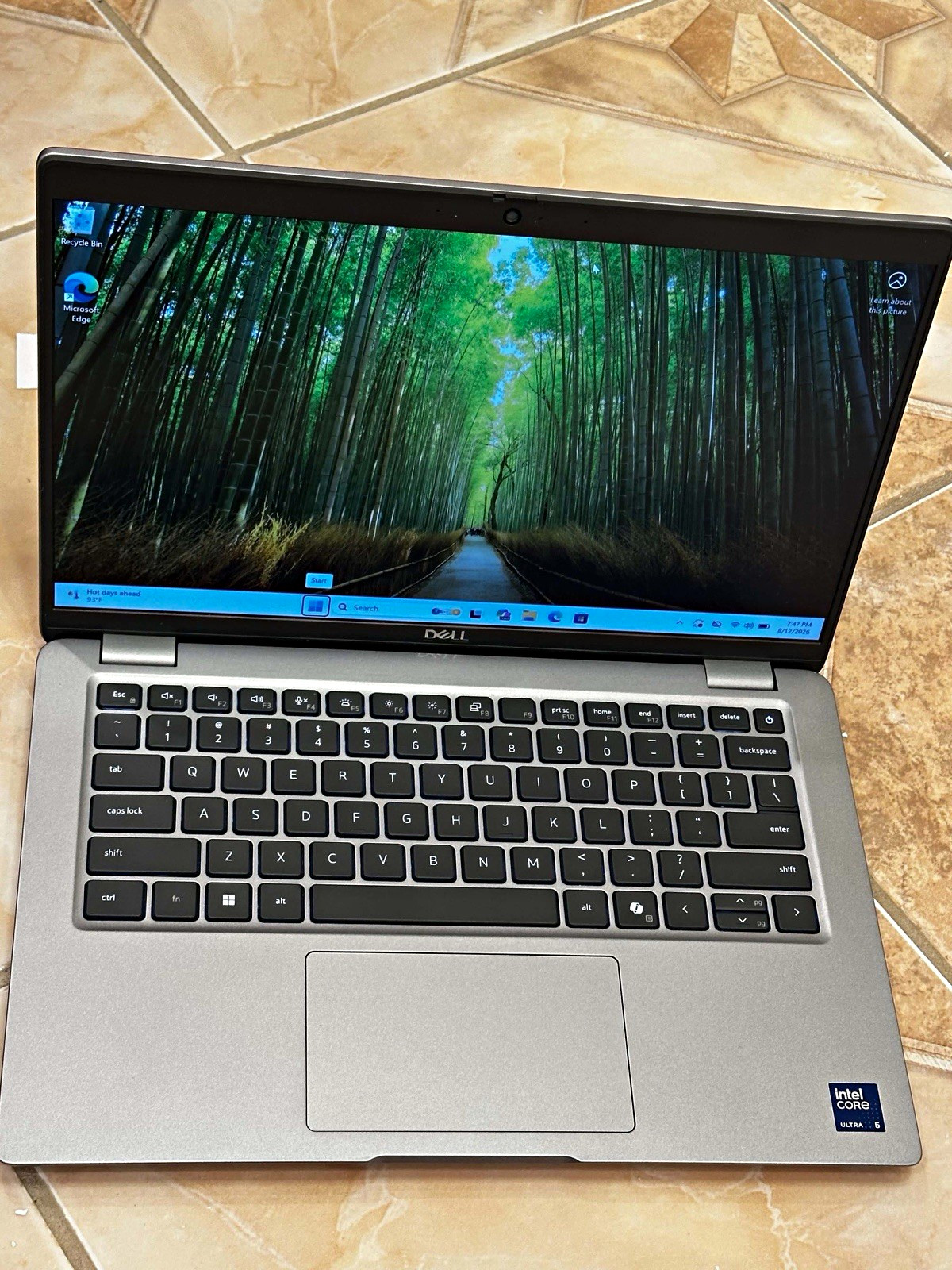 Dell Latitude 5450 14in Intel Core Ultra 5 125U 8GB 512GB SSD Windows 11 gallery