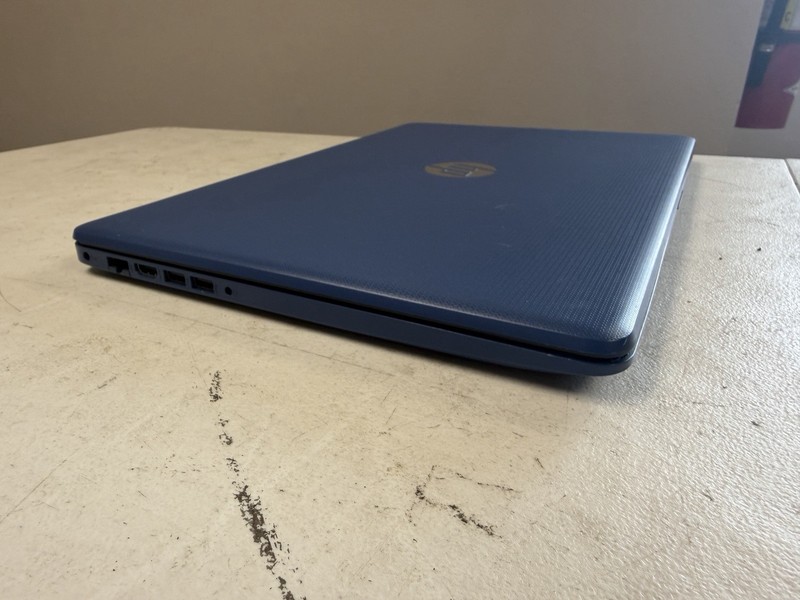 ✅ HP Laptop 17-by0xxx ✅ 17.3" i3-8130U ✅ 4gb RAM ✅ 250gb SSD ✅ Win 11 Home gallery