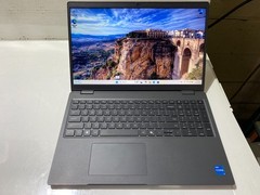 DELL LATITUDE 3550 i3-1315U@1.20GHz 8GB RAM 512GB SSD NVMe W11P
