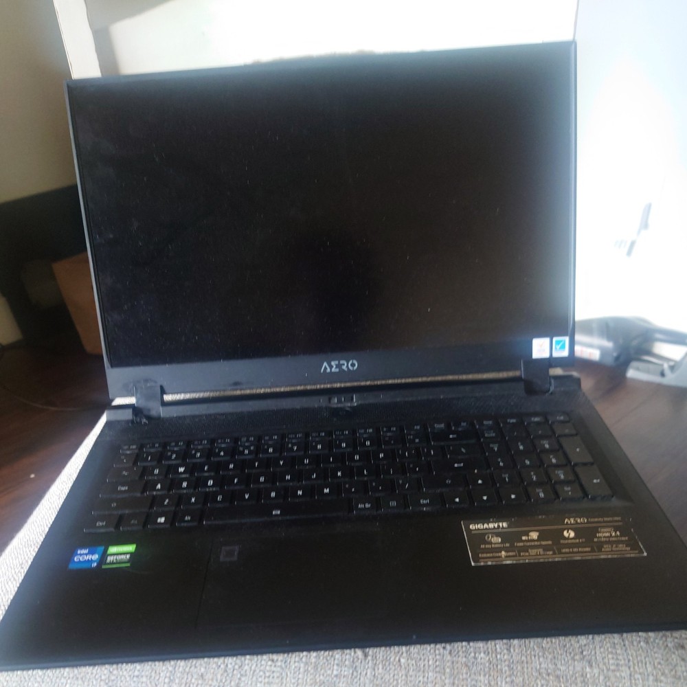Gigabyte Aero 17 XD 10th Gen Intel Core With Nvidia RTX 3070ti