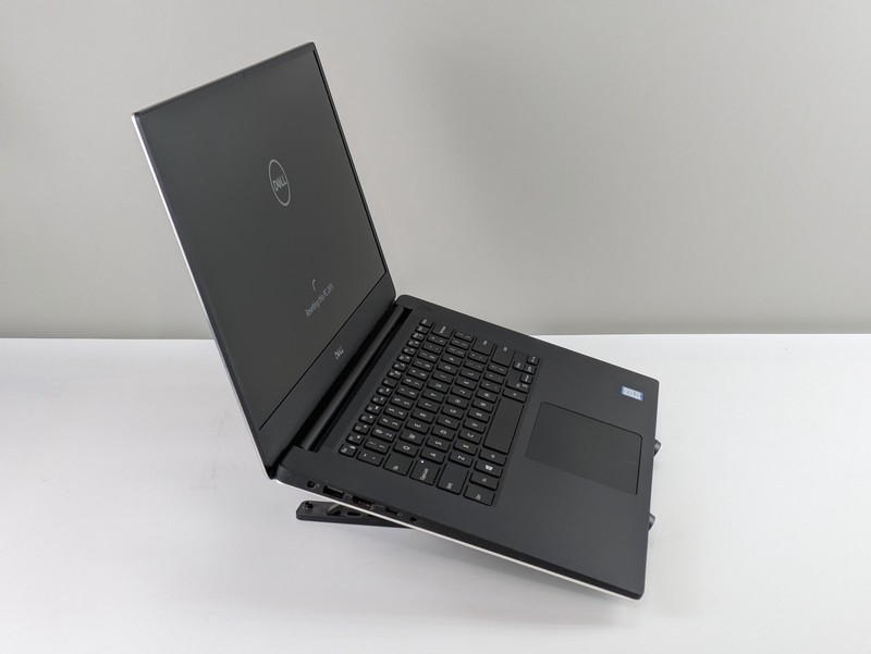 Dell Precision 5540 15.6" i9-9880H 32GB RAM 512GB SSD Quadro T2000 W11P - READ gallery