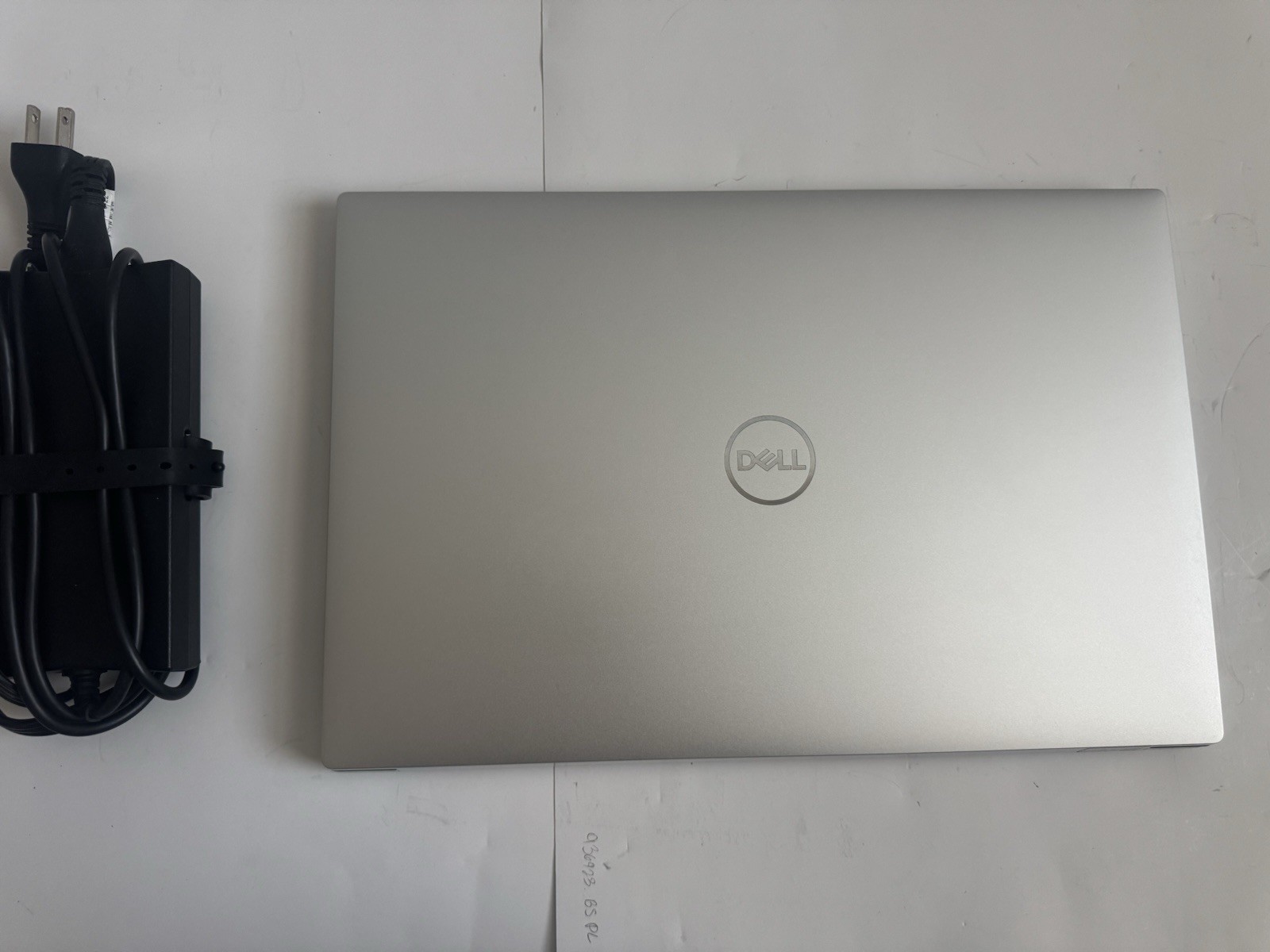 Dell XPS 15 9500 4K Touch i7-10750H 16GB RAM 512GB SSD NVIDIA GTX 1650 Ti W11P gallery