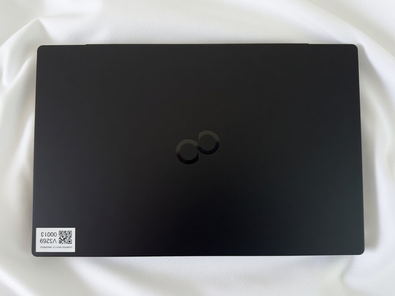Fujitsu LIFEBOOK U9311/H i7-1185G7 16GB 512GB SSD 13.3" FHD LTE Windows 11 gallery