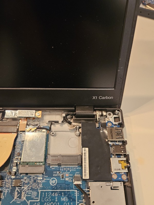 Lenovo Thinkpad X1 Carbon 1st Gen Laptop i5-3427U Read gallery