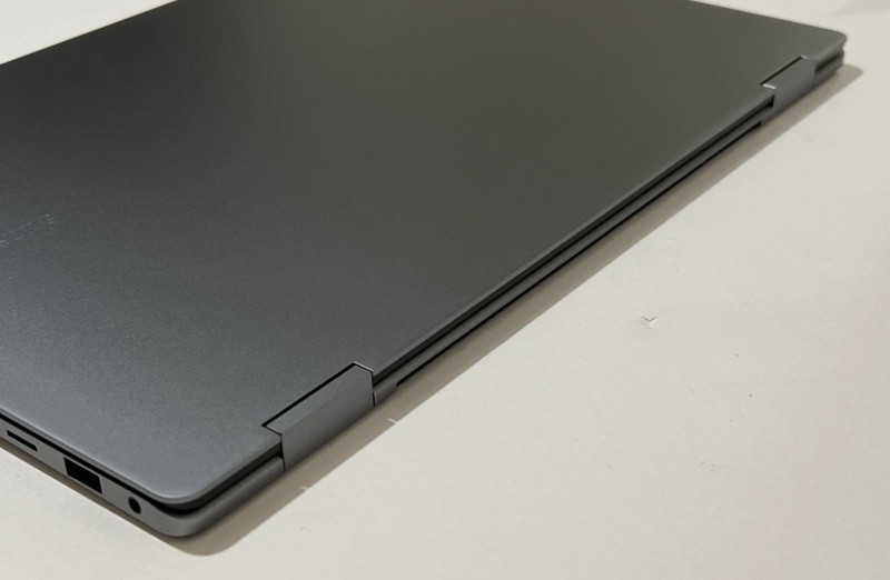Samsung Galaxy Book5 PRO 360 16" Intel Ultra 7 16GB RAM 1TB SSD NP960QHA gallery