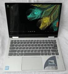 Lenovo Yoga 720-13IKB Laptop [i5-8250U/256GB SSD/8GB RAM] 13.3″ Touchscreen