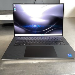 Dell XPS 15 9510 Touch 512gb i7-11800H 2.3GHz 16GB RAM*chipped screen*