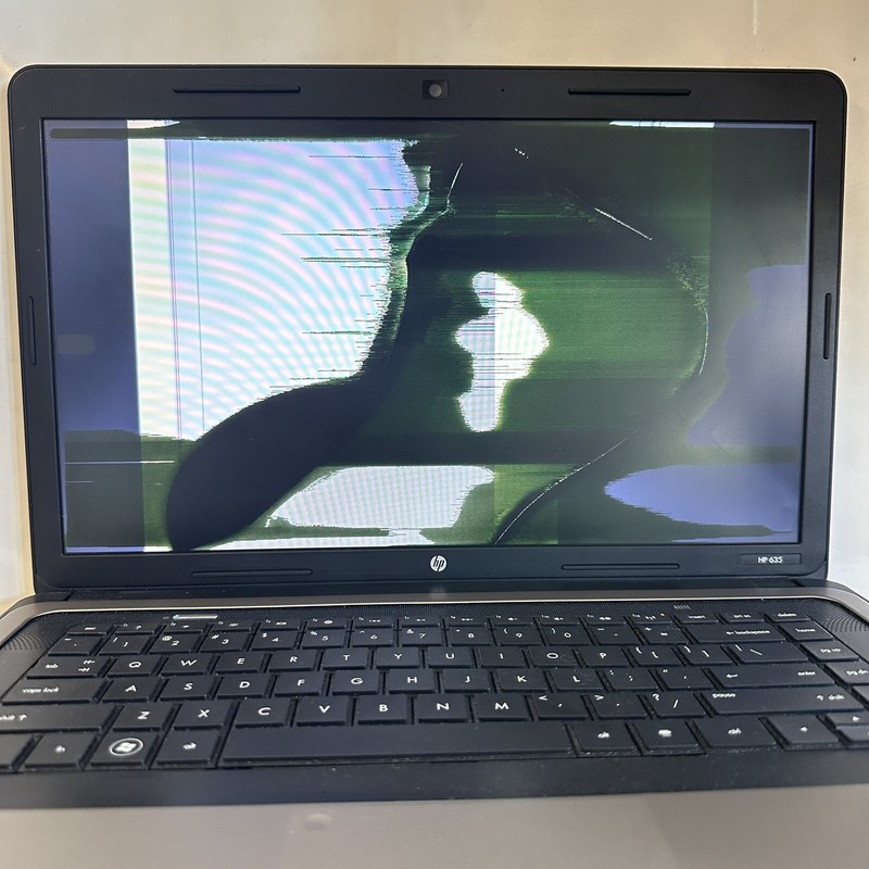 15.6” HP 635 Notebook Laptop AMD 1GB RAM NO HDD Scraps/Salvage gallery