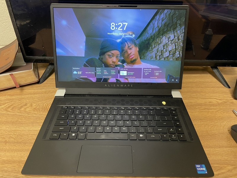 alienware x15 r2 gaming laptop gallery