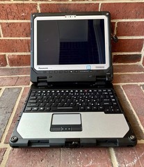 Panasonic Toughbook CF-33 12.1″ Touch 2.6GHz Core i5-7300U 16GB 1TB SSD Win 10