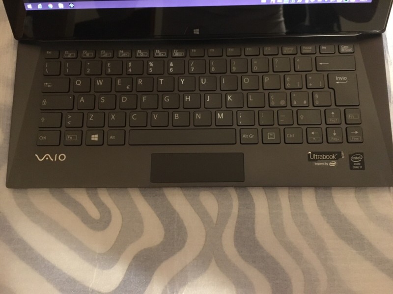 SONY VAIO DUO 13 SVD1321C5E BLACK 13" Notebook/Tablet i7 MEMORY 8GB SSD 256GB 4G gallery