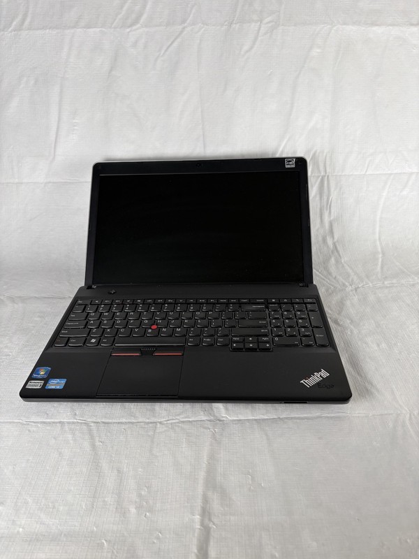 LOT OF 7 LENOVO THINKPAD E530 Laptop w/ Core i3 2.20 GHZ No HD/Battery Untested gallery