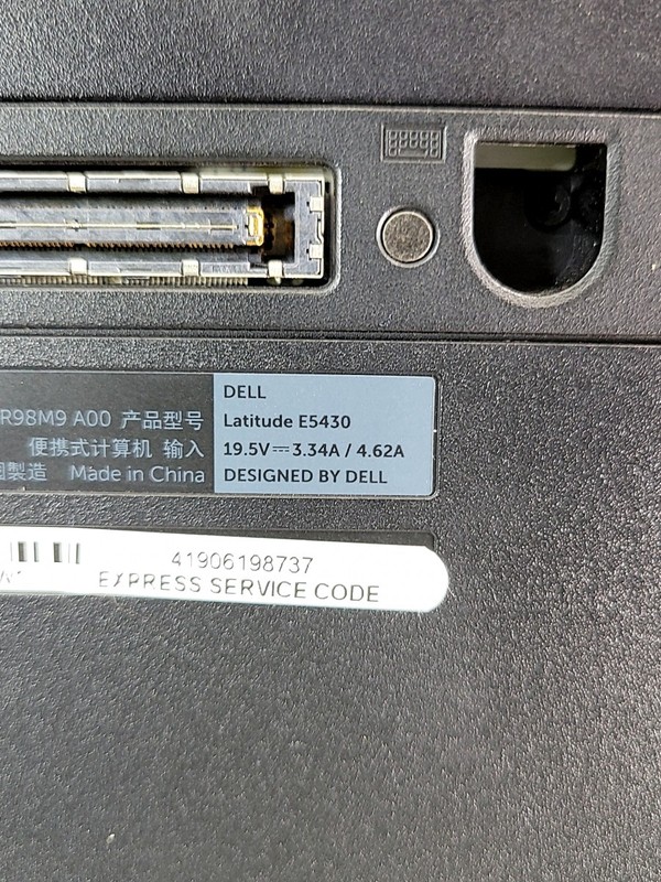DELL LATITUDE E5430 NON-VPRO PC Laptop INTEL CORE I3-2350M 4GB 320GB gallery