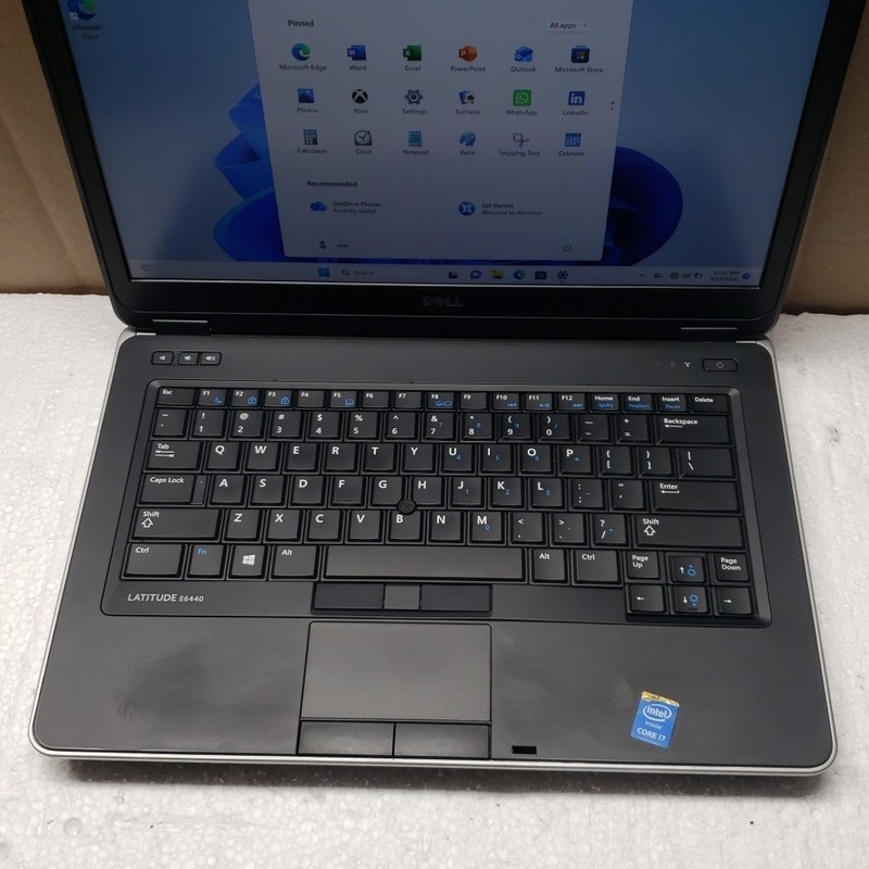 Dell Latitude E6440 i7-4610M 3.00GHZ 8GB GB .1TB HDD .Webcam Wi-Fi Win11 Pro 14" gallery