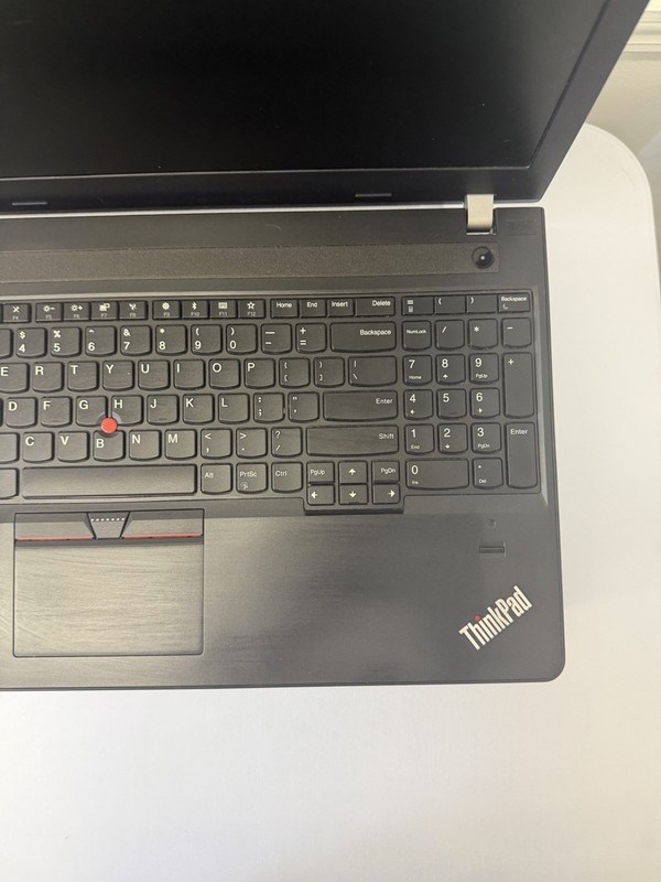 Lenovo Thinkpad E570 Laptop - Good Screen - Intel i5-6200U - RAM 8GB - Read Des gallery