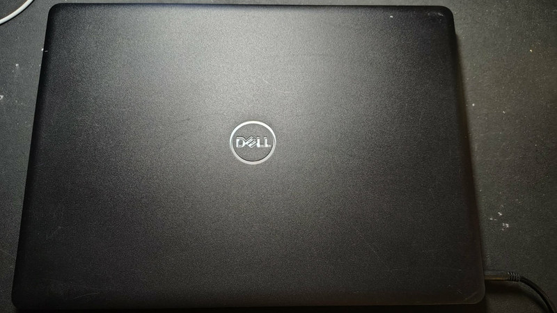 Linux Mint Fast Dell 14" Laptop i3-7th gen 8GB 128GB SSD,Battery/AC| Warranty gallery