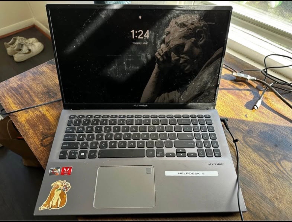 ASUS VivoBook 15 Laptop AMD Ryzen 7 3700U 8GB RAM 256GB SSD Vega 10 Win10 gallery