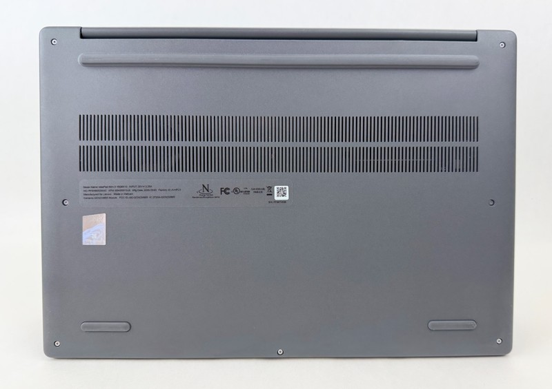 Lenovo IdeaPad Slim 3x 15Q8X10 15.3" WUXGA Touch Snapdragon X 16GB 1TB SSD W11H gallery
