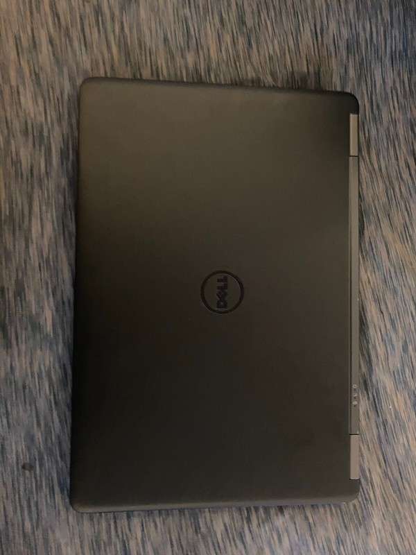 Dell Latitude E7250 12.5" (256GB, Intel Core i7 5th Gen., 2.60GHz, 16GB) Laptop gallery