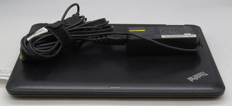 Lenovo ThinkPad Yoga 11e/i3-6100U @ 2.30GHz/8GB DDR3 RAM/No HDD/No OS gallery