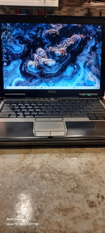The Dell Latitude D630 Laptop. I installed a 120GB SSD. good basic laptop gallery