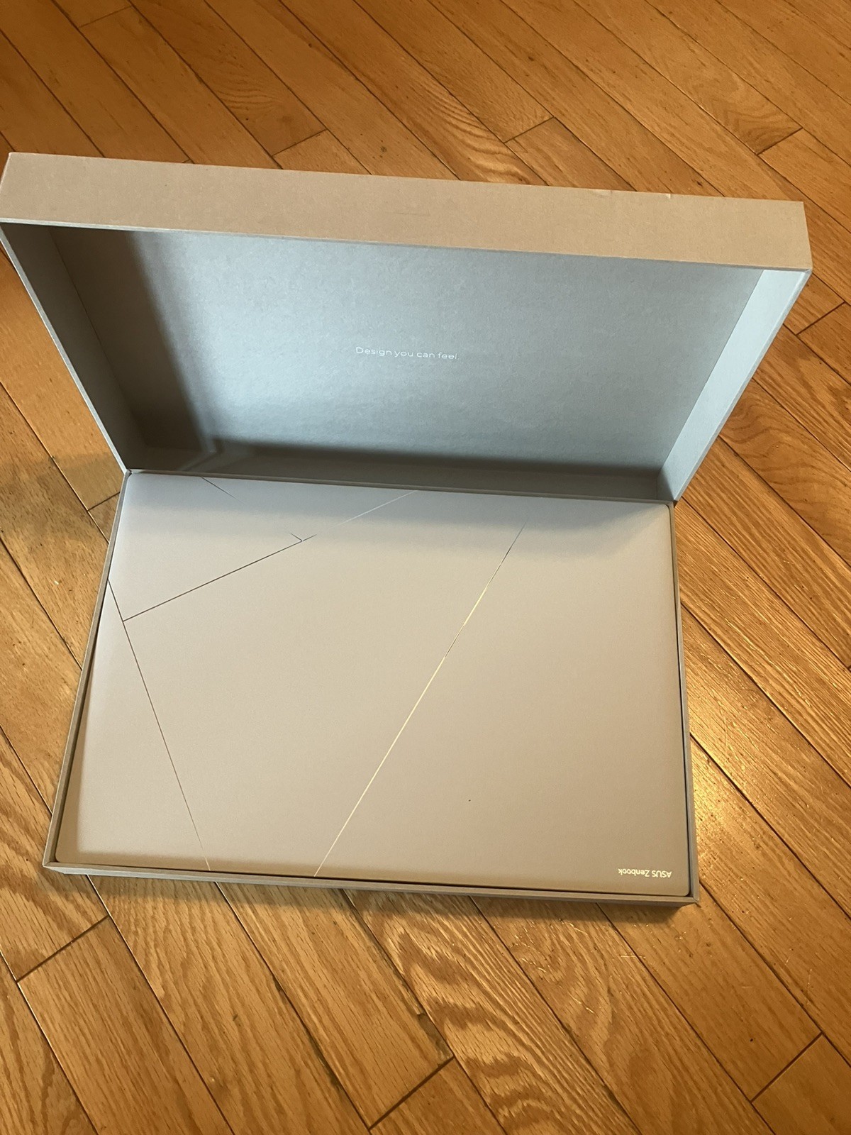 ASUS Zenbook S 16 16” 3K OLED Touchscreen 120Hz AMD Ryzen AI 9 365 24GB RAM 1TB gallery