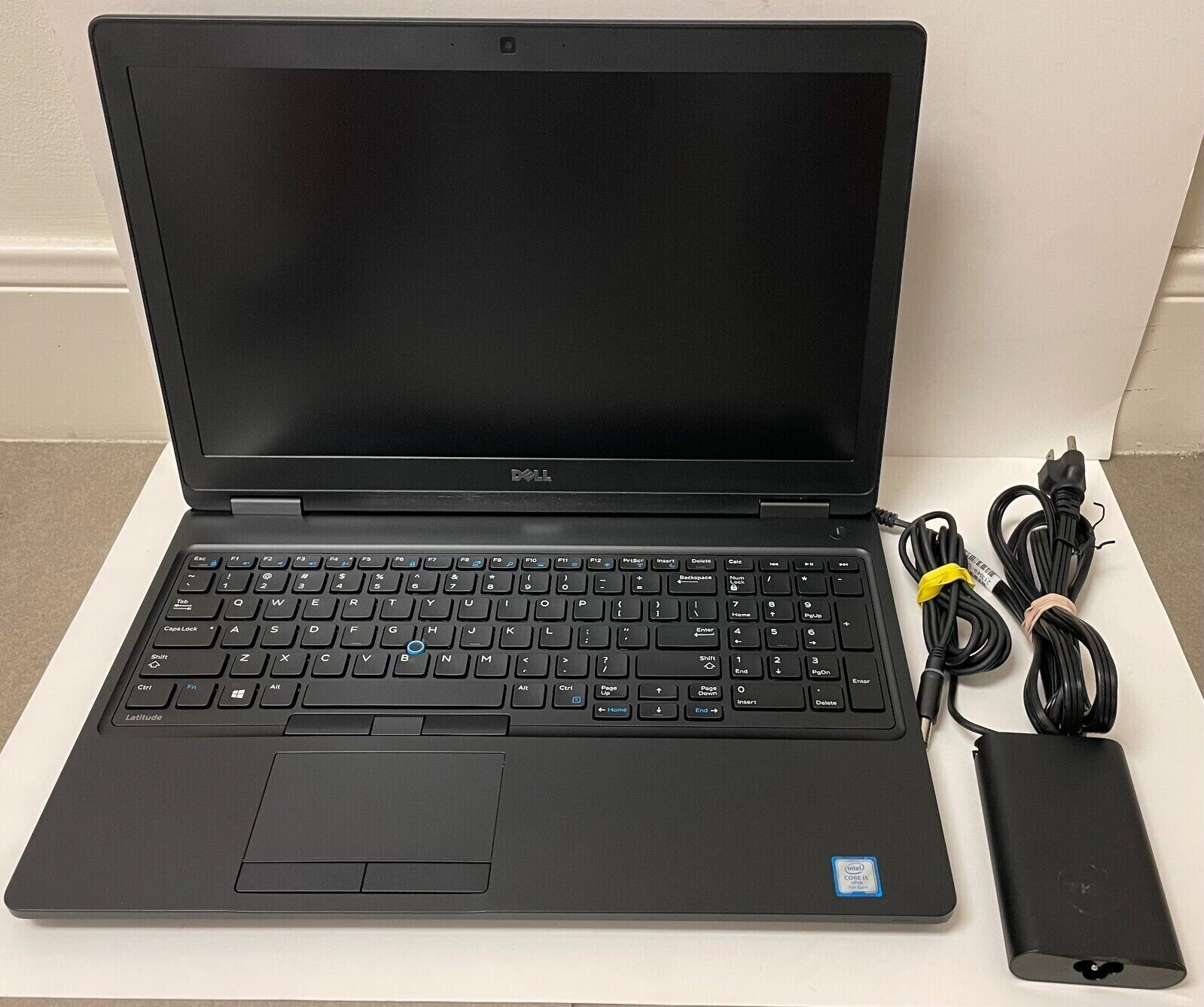 Lot of 10 Dell Latitude 5580 15.6" Intel i5 i5-7300U 8GB 128GB Windows 10 Pro gallery