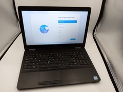 Dell Latitude E5570 15.6″ Intel Core i5-6200U 4GB RAM 256GB SSD Windows 11 -RR