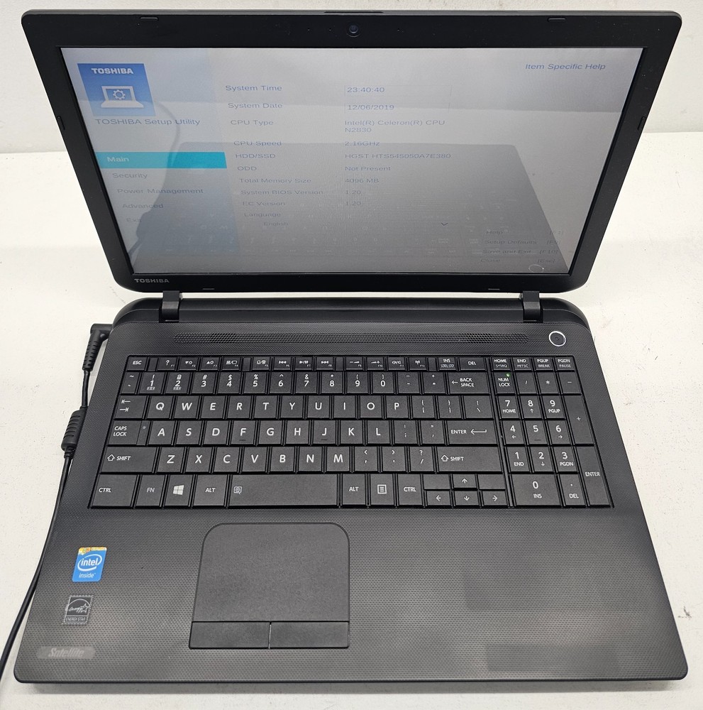 Toshiba Satellite C55-B2598 Laptop Intel Celeron N2830 4GB Ram 500GB NO OS (FL)