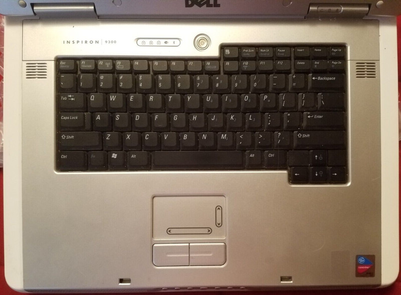 DELLInspiron 9300 Laptop 17" 1GB 80GB HDD WinXP Radeon 300 gallery