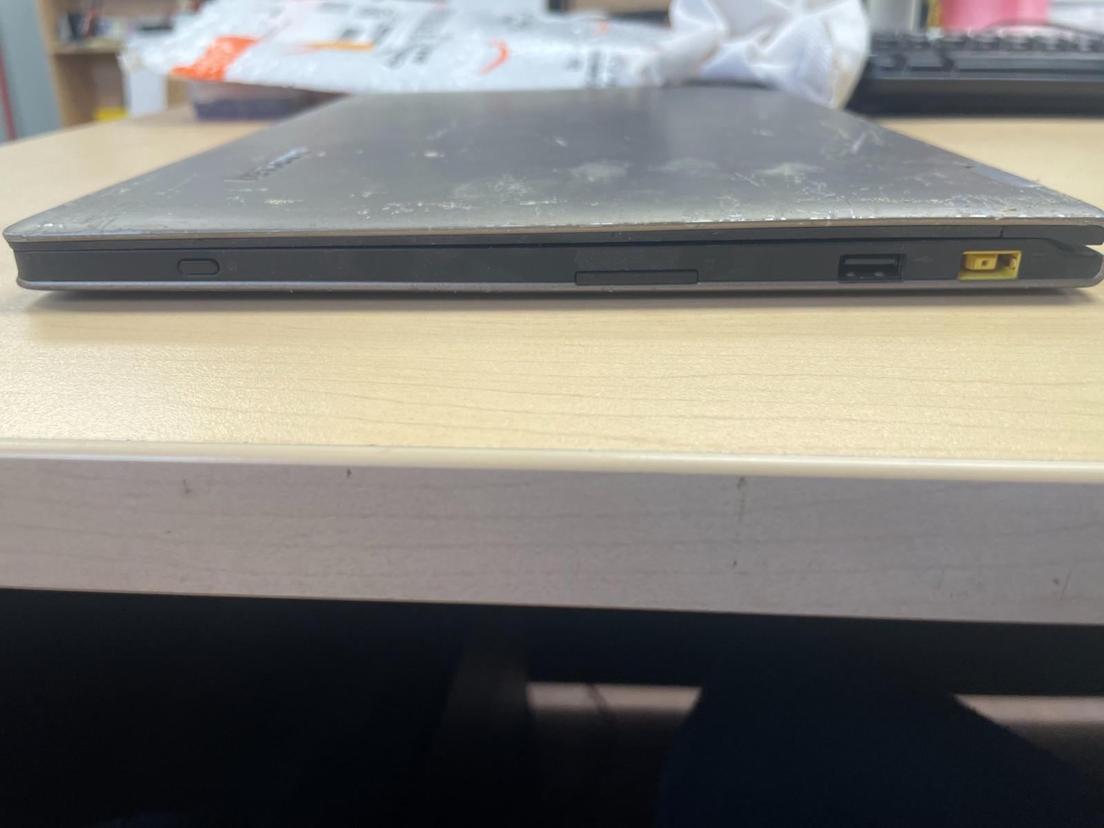 Lenovo IdeaPad Yoga 13 - AS IS - FOR PARTS & ACCESSORIES ONLY gallery