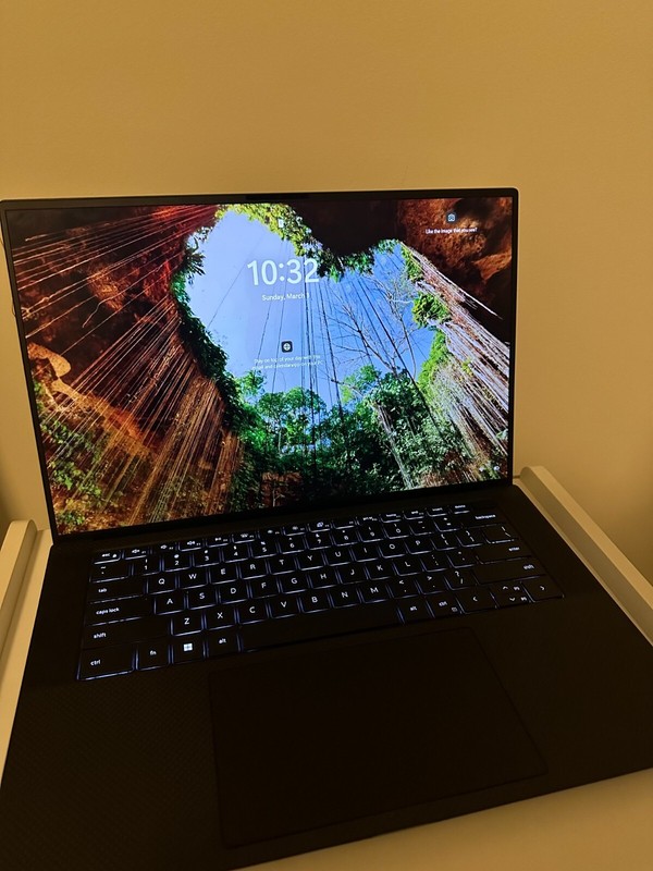 dell xps 15 9530 with insurance, slightly used gallery